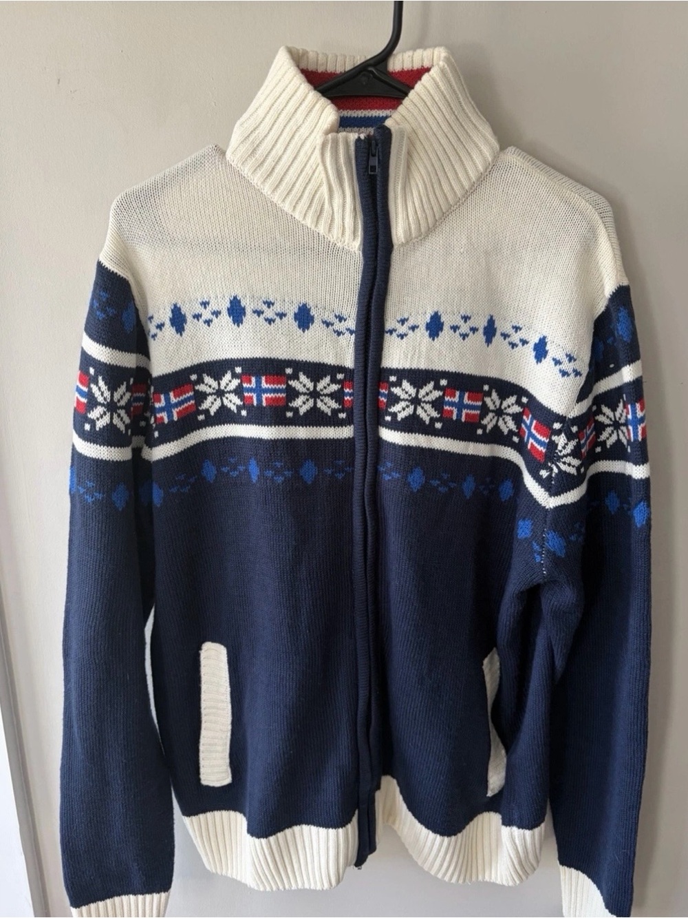 Men's Navy and White Nordic Full-Zip Sweater L